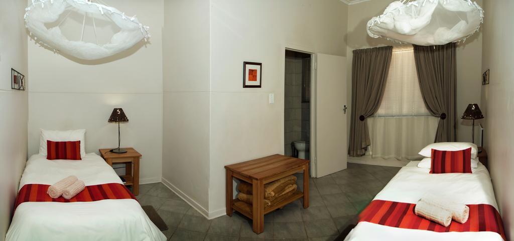 Bahnhof Hotel アウス エクステリア 写真